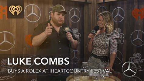 Luke Combs Had A 'Pretty Woman' Shopping Experience While B